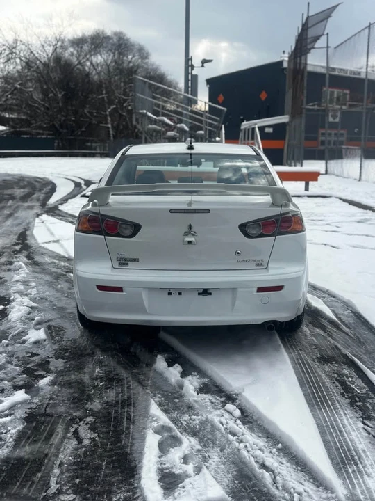 2016 Mitsubishi Lancer 10th Gen - Image 5 of 16