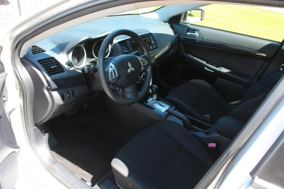 2016 Mitsubishi Lancer 10th Gen - Image 12 of 20