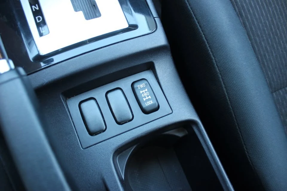 2016 Mitsubishi Lancer 10th Gen - Image 4 of 20