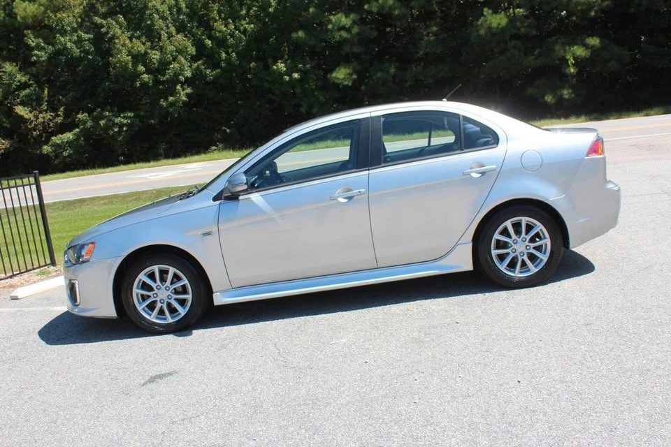 2016 Mitsubishi Lancer 10th Gen - Image 6 of 20