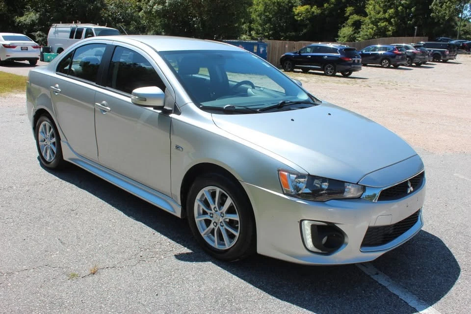 2016 Mitsubishi Lancer 10th Gen - Image 9 of 20