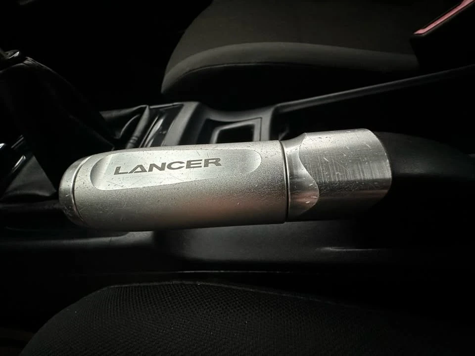2016 Mitsubishi Lancer 10th Gen - Image 17 of 20