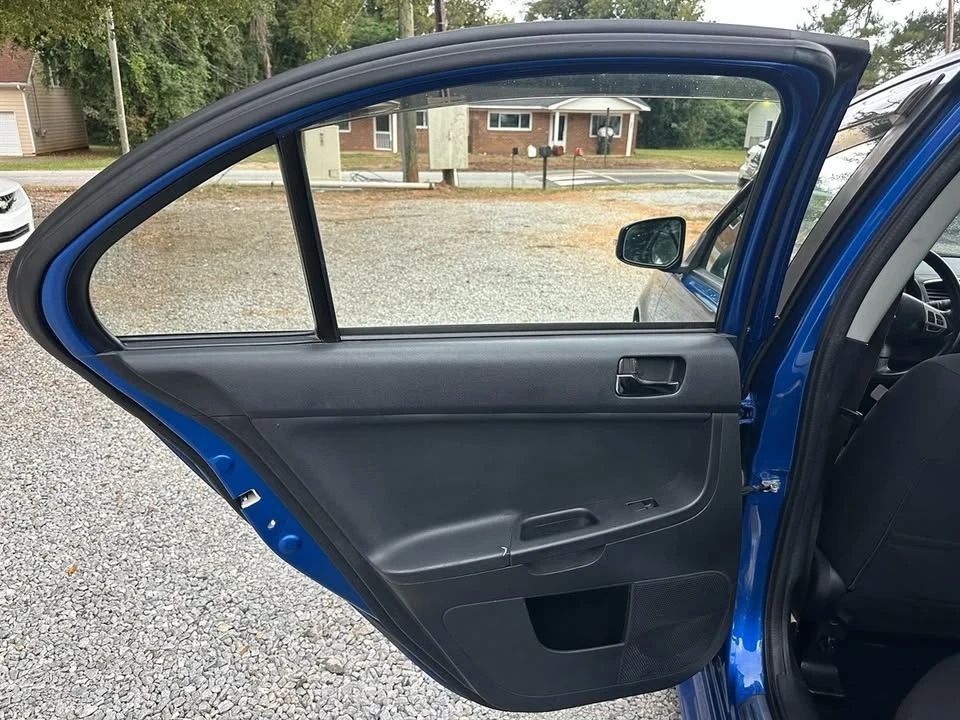 2016 Mitsubishi Lancer 10th Gen - Image 18 of 20