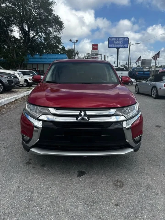 2016 Mitsubishi Outlander - Image 2 of 16