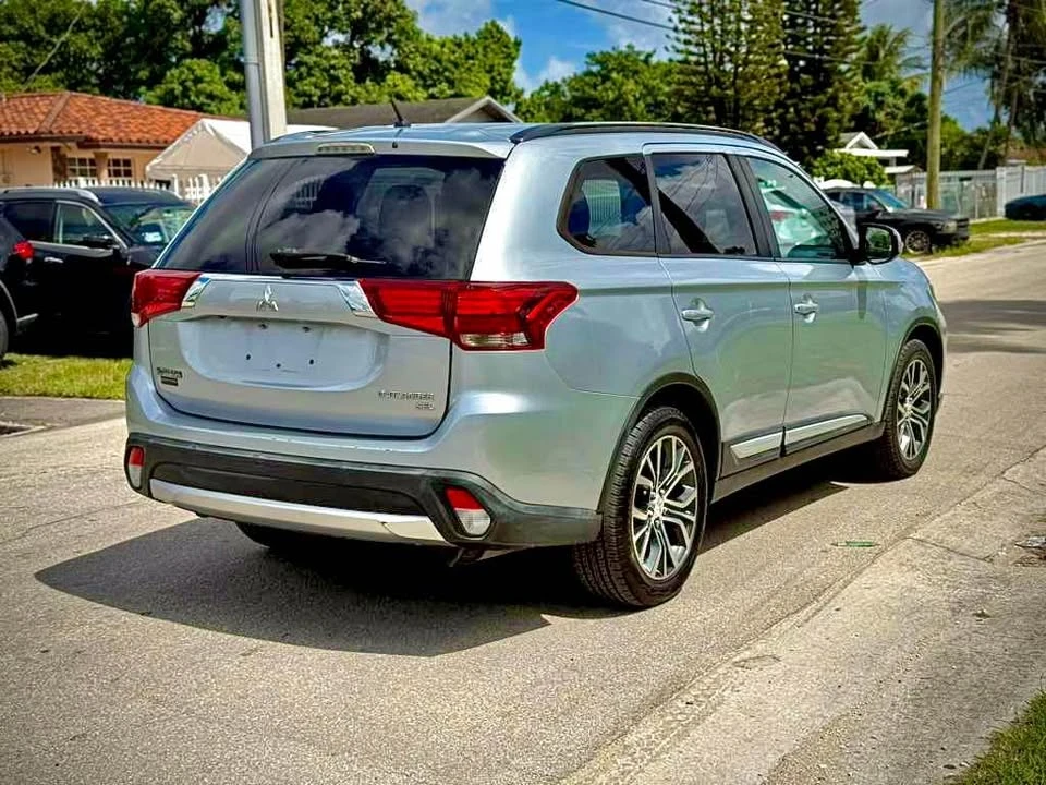 2016 Mitsubishi Outlander - Image 6 of 15