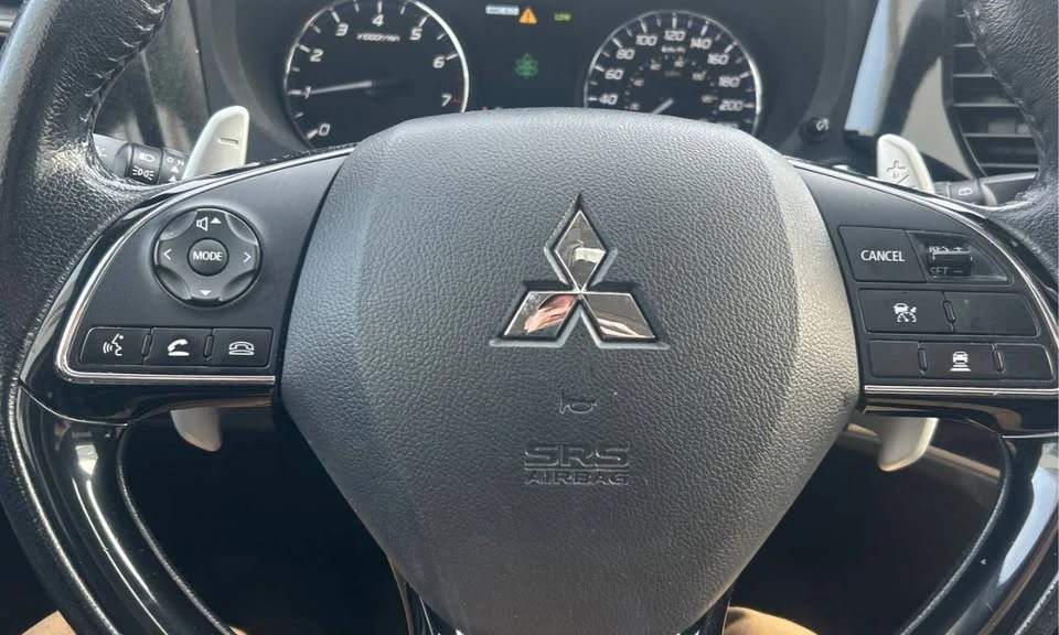 2016 Mitsubishi Outlander - Image 7 of 13