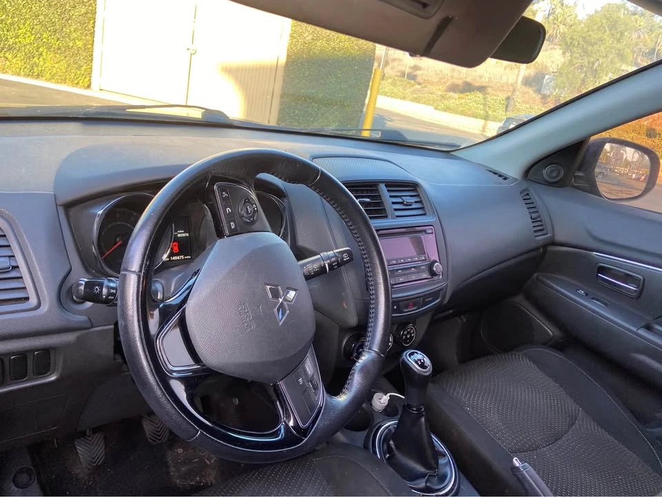 2016 Mitsubishi Outlander - Image 6 of 7