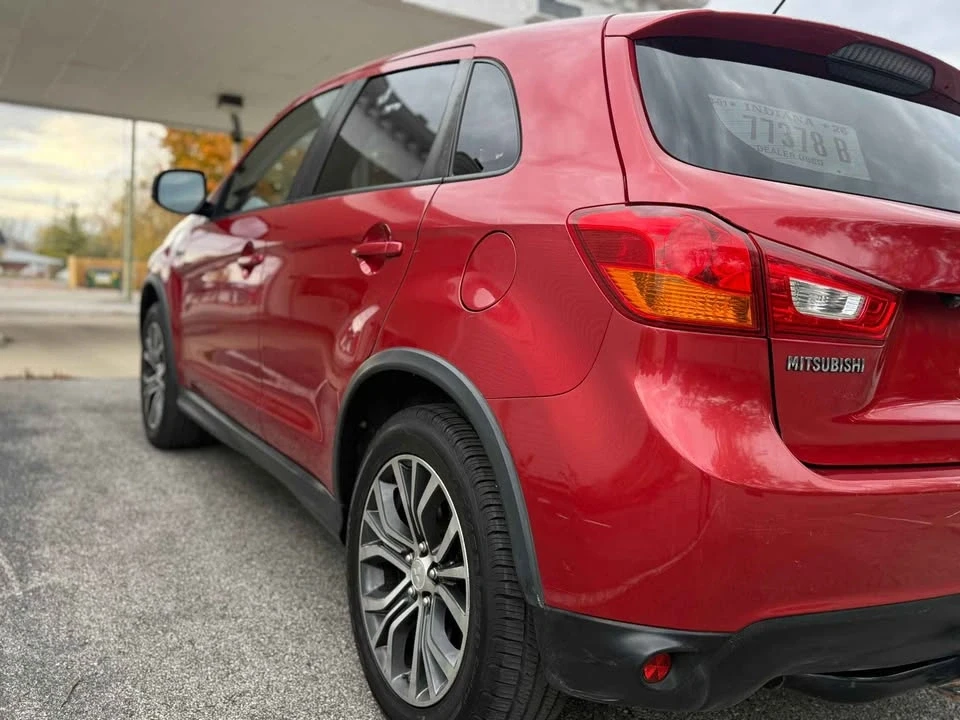 2016 Mitsubishi Outlander - Image 7 of 18