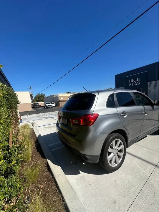 2016 Mitsubishi Outlander - Image 6 of 9