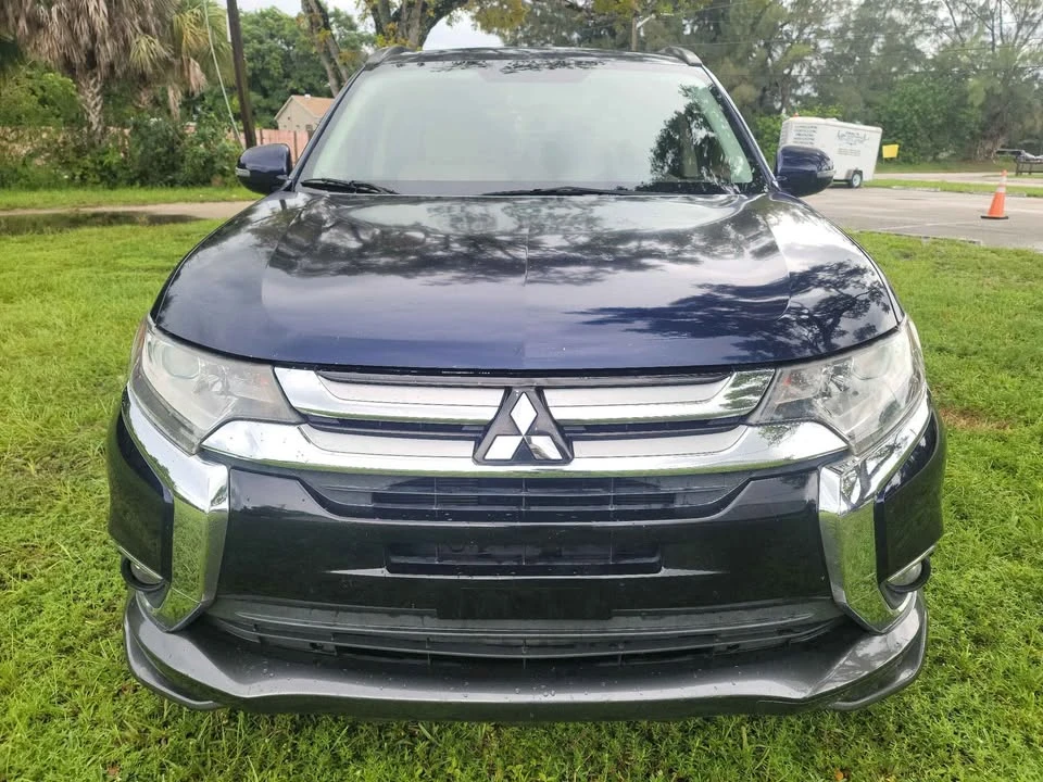 2016 Mitsubishi Outlander - Image 7 of 19