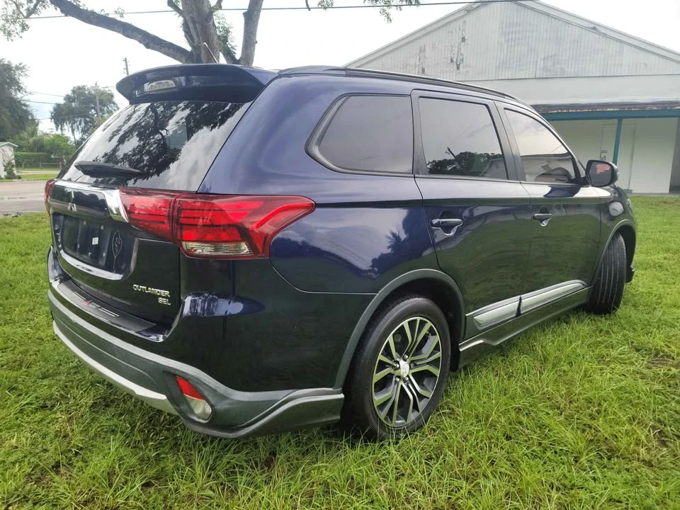2016 Mitsubishi Outlander - Image 4 of 19