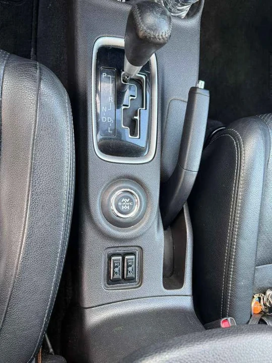 2016 Mitsubishi Outlander - Image 4 of 11