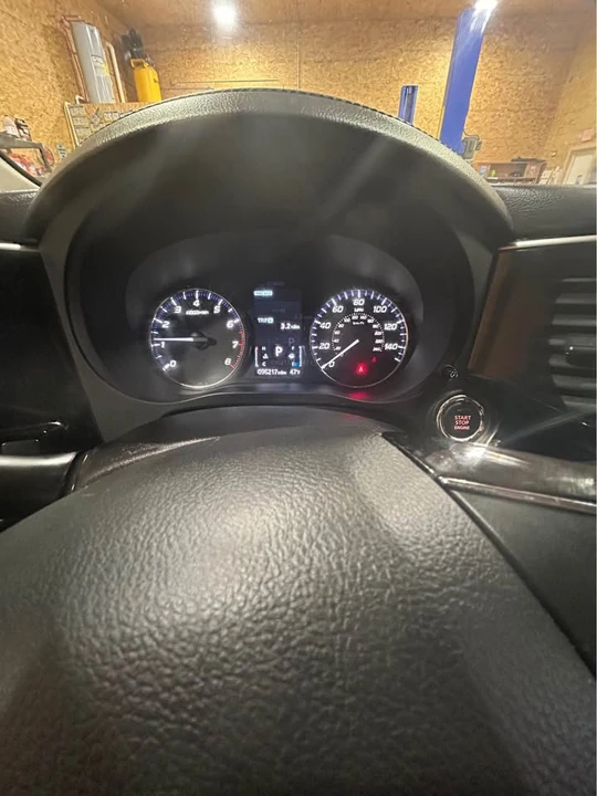 2016 Mitsubishi Outlander - Image 6 of 18