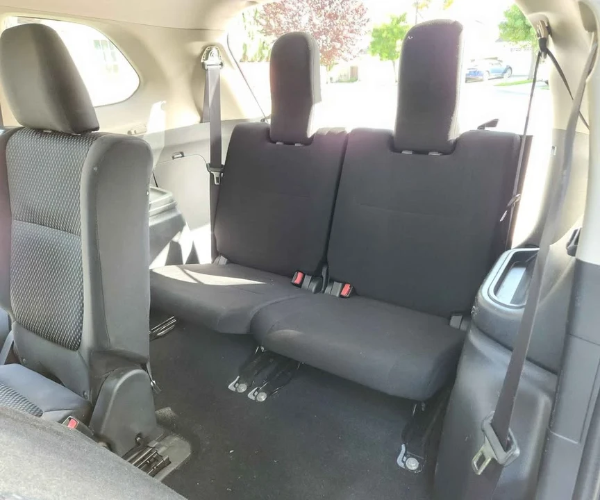 2016 Mitsubishi Outlander - Image 14 of 20