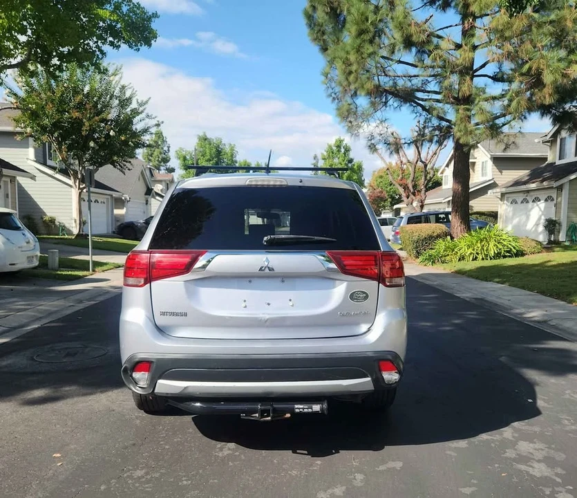 2016 Mitsubishi Outlander - Image 4 of 20