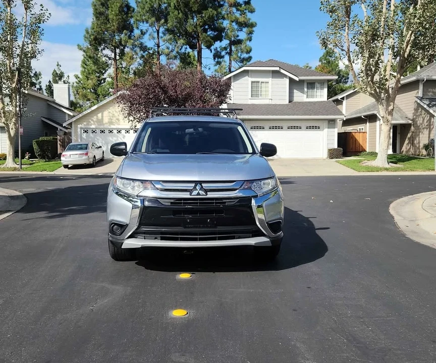 2016 Mitsubishi Outlander - Image 20 of 20