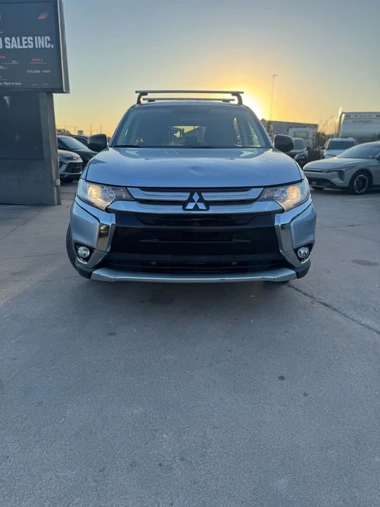 2016 Mitsubishi Outlander - Image 12 of 12