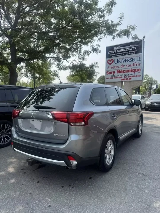 2016 Mitsubishi Outlander - Image 9 of 13