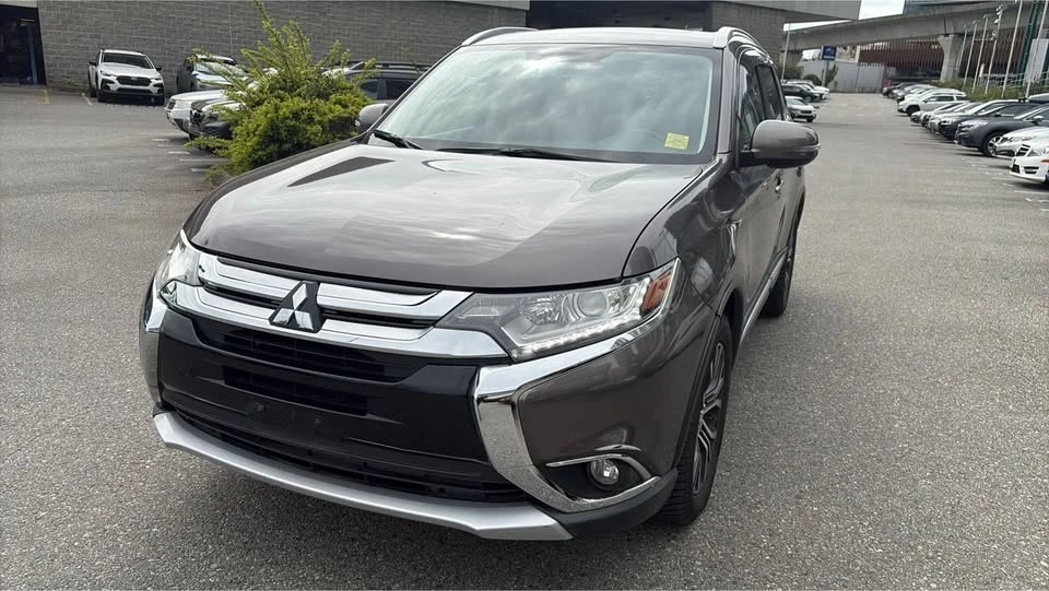 2016 Mitsubishi Outlander - Image 15 of 20
