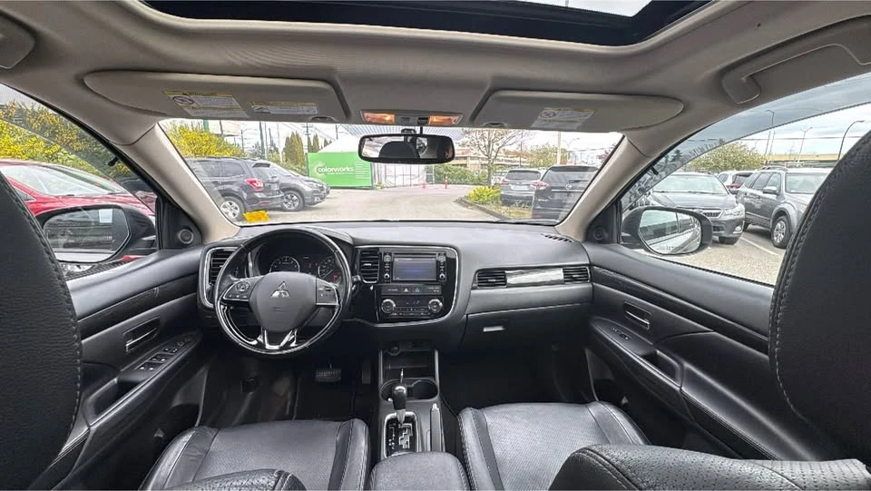 2016 Mitsubishi Outlander - Image 7 of 20