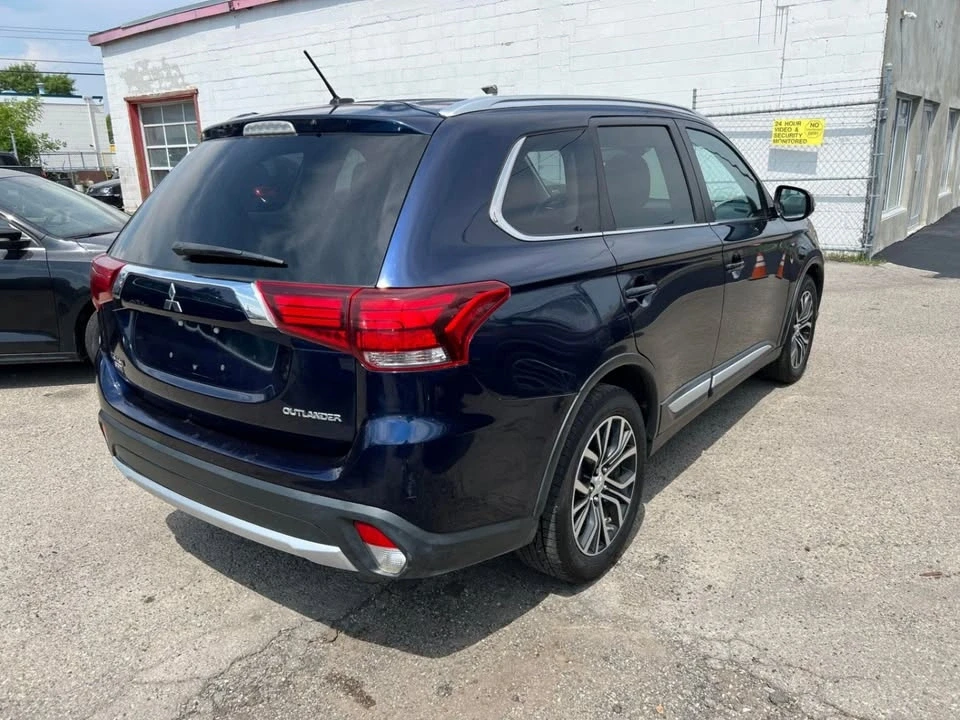 2016 Mitsubishi Outlander - Image 4 of 19
