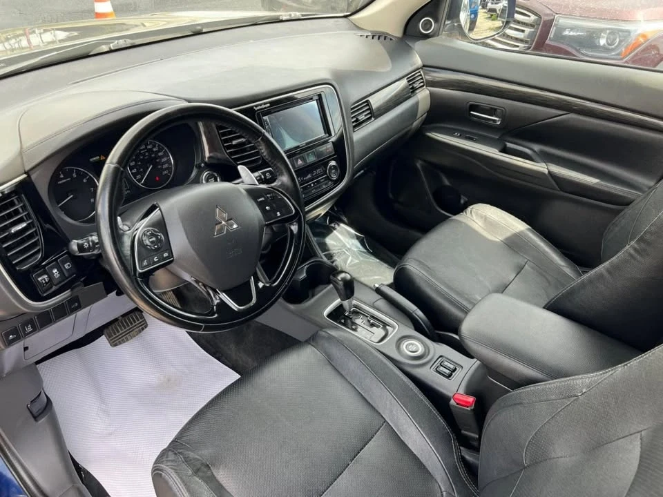2016 Mitsubishi Outlander - Image 7 of 19