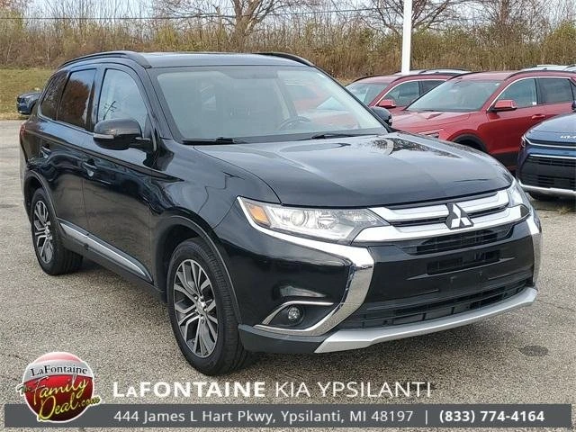 2016 Mitsubishi Outlander - Image 3 of 19