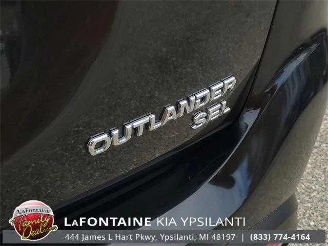 2016 Mitsubishi Outlander - Image 7 of 19