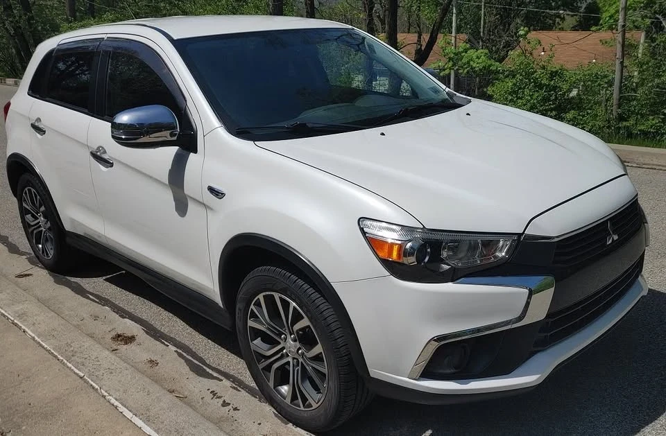 2016 Mitsubishi Outlander Sport - Image 5 of 14