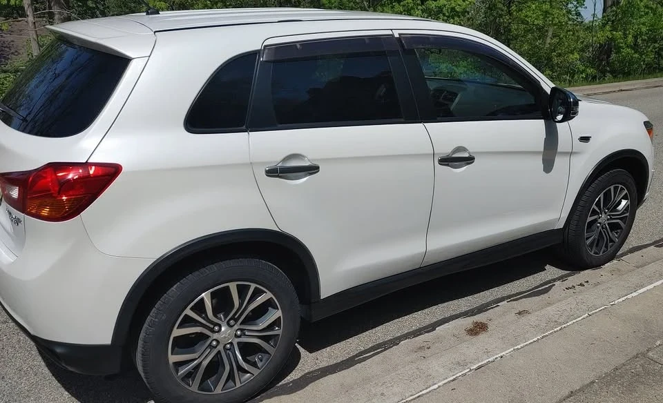 2016 Mitsubishi Outlander Sport - Image 6 of 14