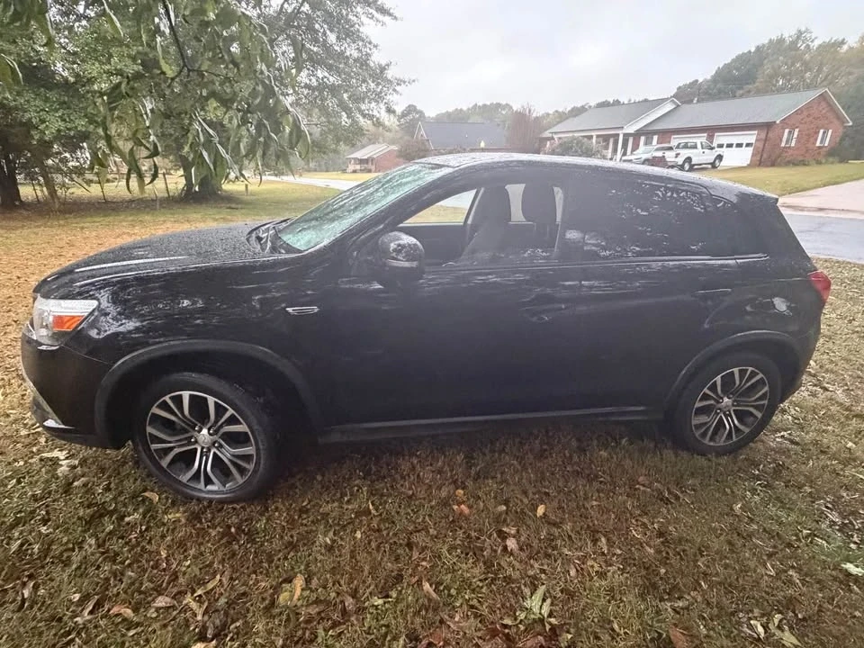 2016 Mitsubishi Outlander Sport - Image 4 of 8