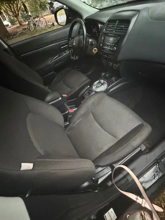 2016 Mitsubishi Outlander Sport - Image 6 of 8