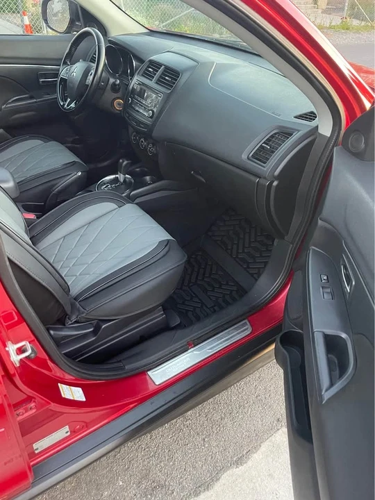 2016 Mitsubishi Outlander - Image 14 of 17