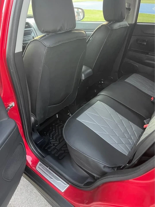 2016 Mitsubishi Outlander - Image 11 of 17