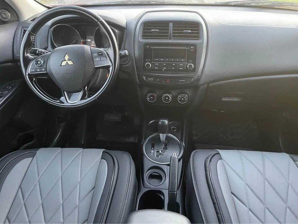2016 Mitsubishi Outlander - Image 15 of 17