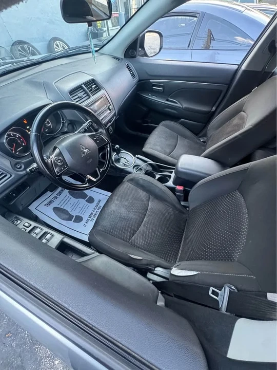 2016 Mitsubishi Outlander - Image 8 of 8