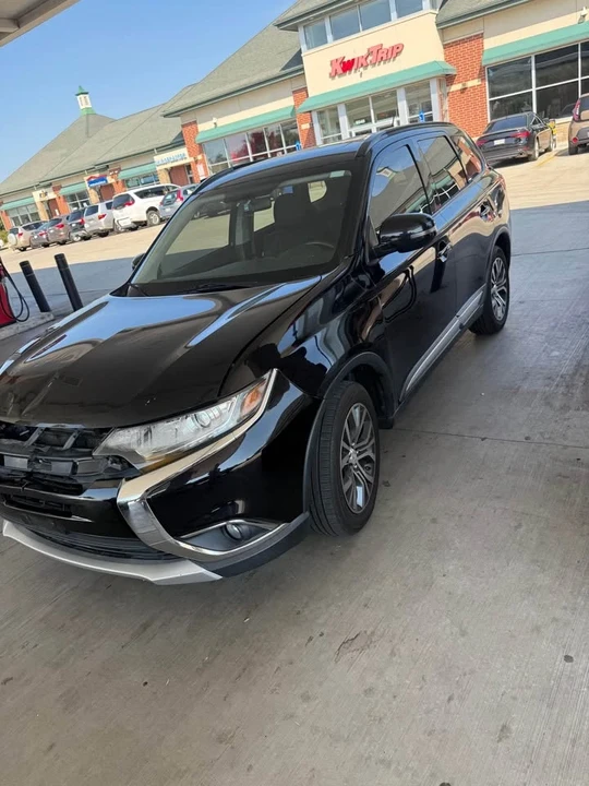 2016 Mitsubishi Outlander - Image 6 of 7