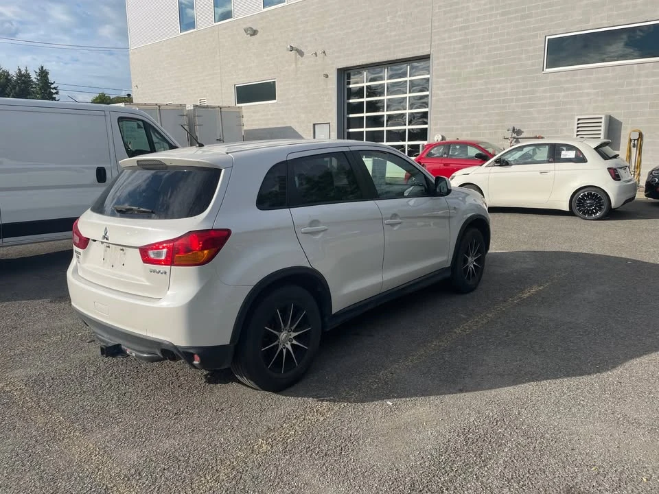 2016 Mitsubishi RVR - Image 5 of 7