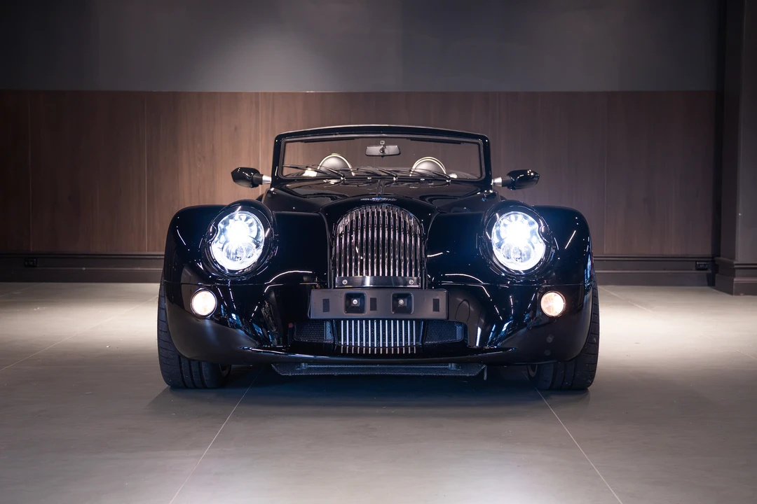 2016 Morgan Aero 8 - Image 2 of 31