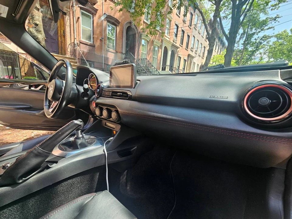 2016 Mazda ND MX-5 Miata - Image 9 of 24