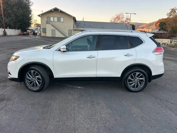 2016 Nissan Rogue - Image 6 of 18