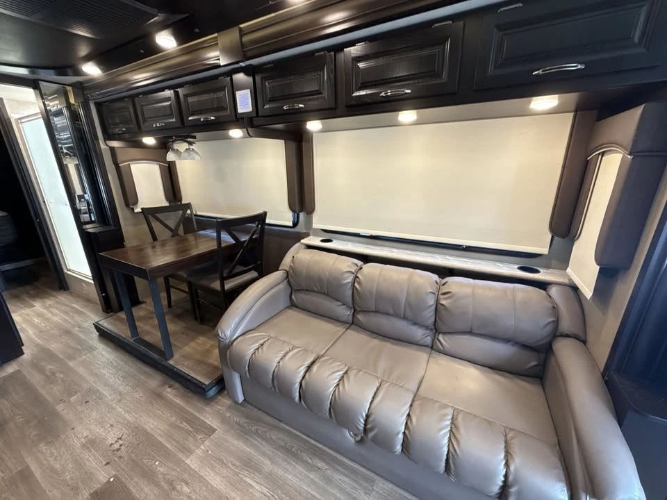 2016 Bentley - Image 3 of 20