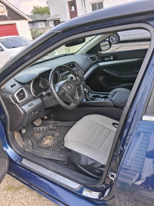 2016 Nissan - Image 3 of 5