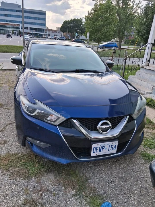 2016 Nissan - Image 4 of 5