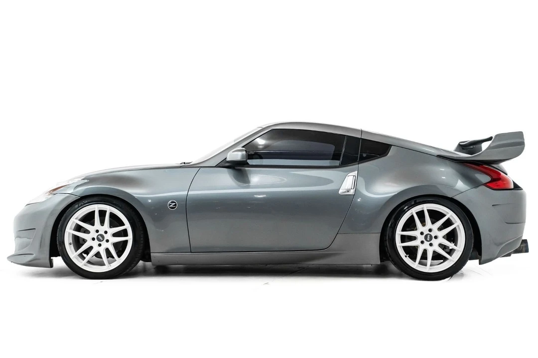 2016 Nissan 370Z 6th Gen - Image 10 of 31