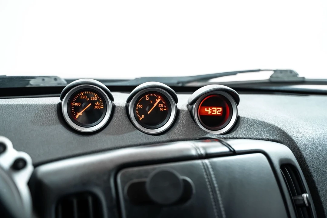 2016 Nissan 370Z 6th Gen - Image 28 of 31