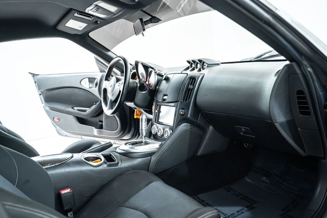 2016 Nissan 370Z 6th Gen - Image 22 of 31