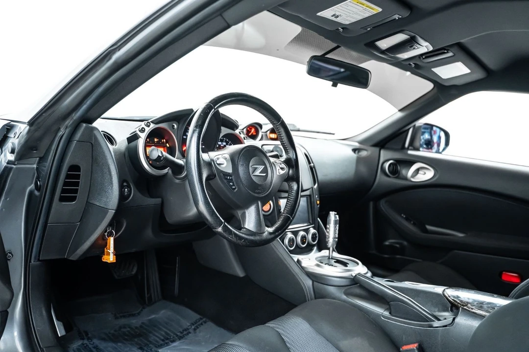 2016 Nissan 370Z 6th Gen - Image 19 of 31