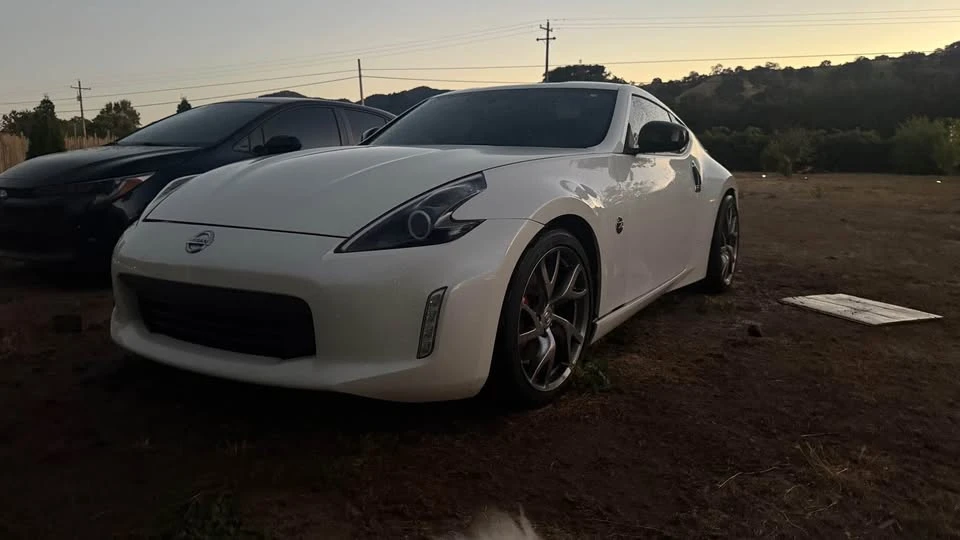2016 Nissan 370Z 6th Gen - Image 2 of 2