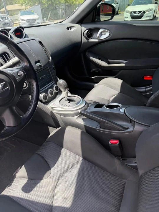 2016 Nissan 370Z 6th Gen - Image 6 of 8